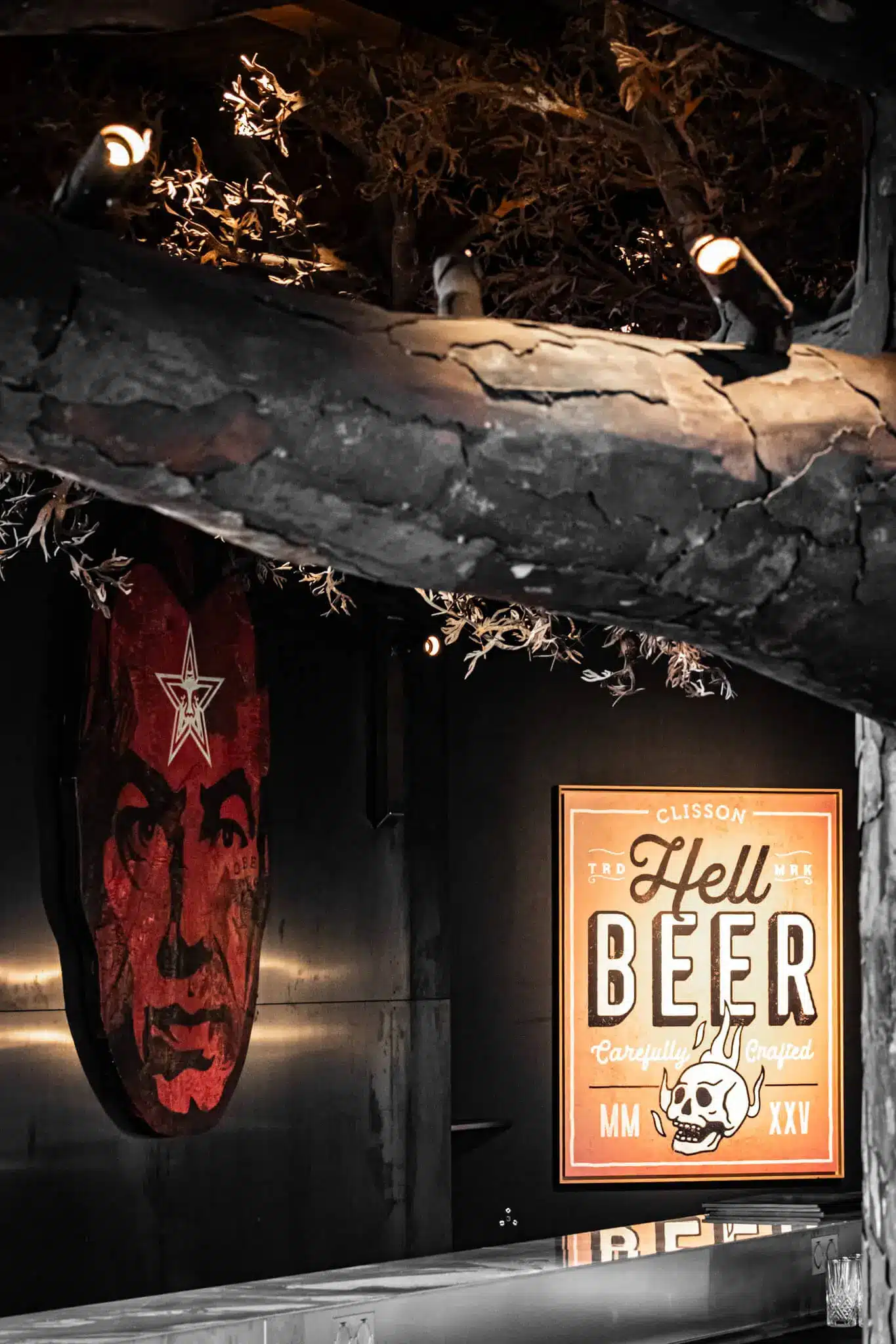 Hellcity0225-Newsalem (74) hellcity-brewpub-restaurant-clisson-evenement.webp