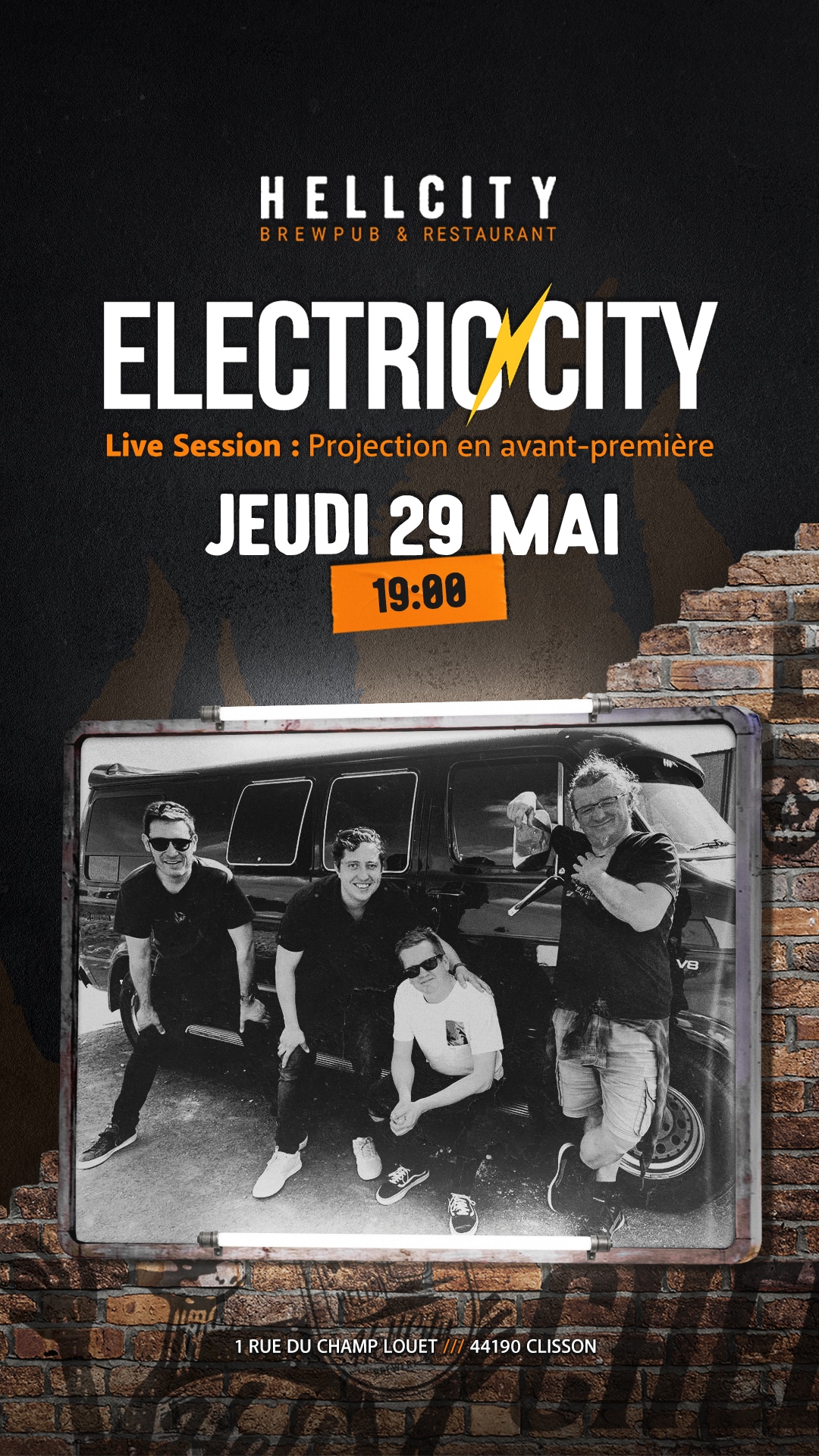 HCSLIDE-Groupe_slide hellcity-brewpub-restaurant-clisson-evenement.webp