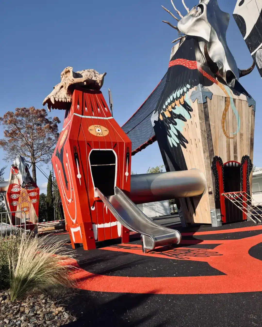 aire-de-jeux-pour-enfants-hellcity-hellfest-clisson hellcity-brewpub-restaurant-clisson-evenement.webp